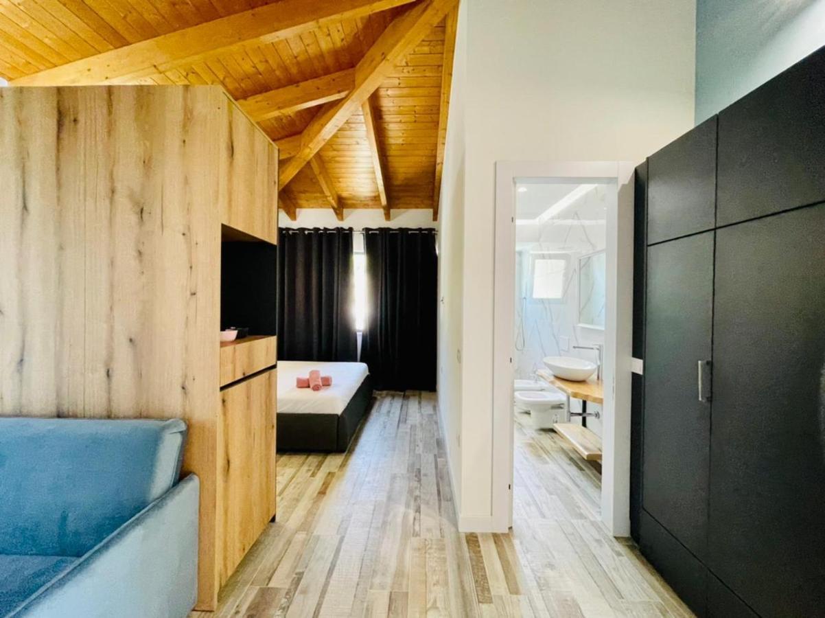 Adriatik Hotel Vlorë Екстериор снимка