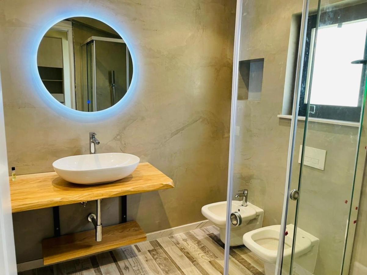 Adriatik Hotel Vlorë Екстериор снимка